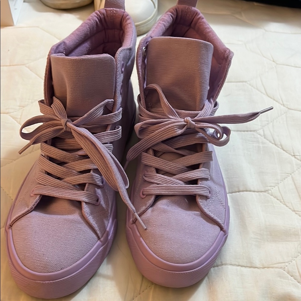 Stylish Purple High-Top Sneakers